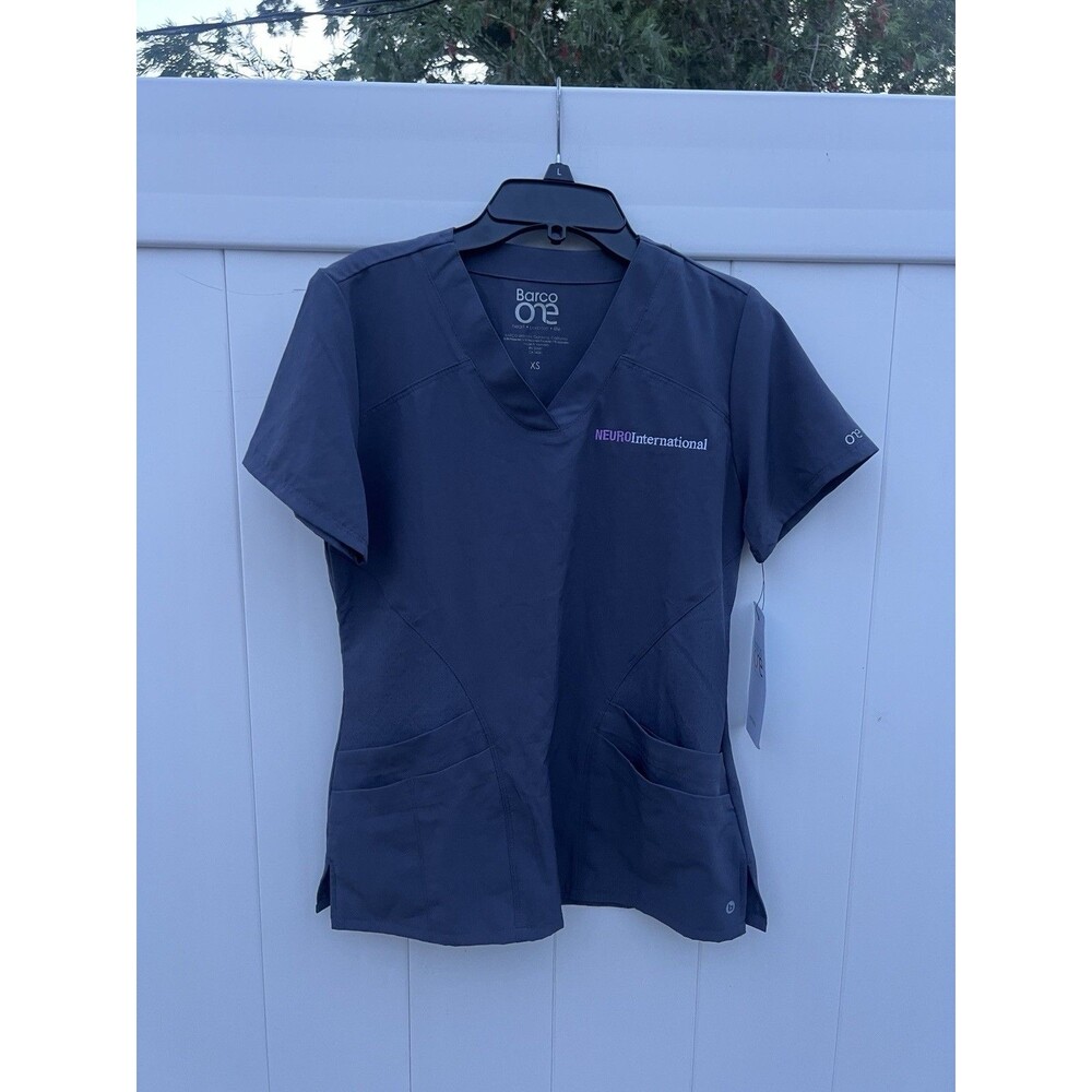 Women’s BARCO ONE Scrub Top Size XS Gray New NWT